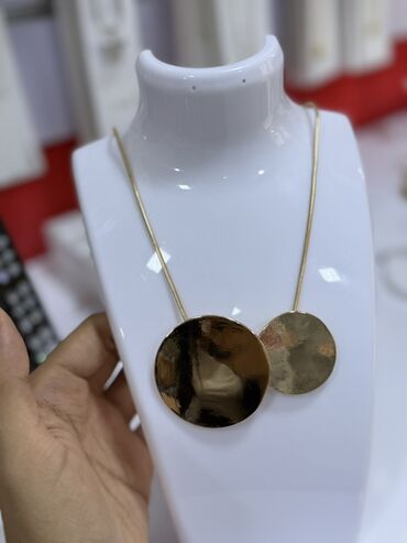 Bijuteriya dəstləri: Qadın bəzək aksesuarları – geniş seçim Məhsullar: - Qızılı tonlarda — 88