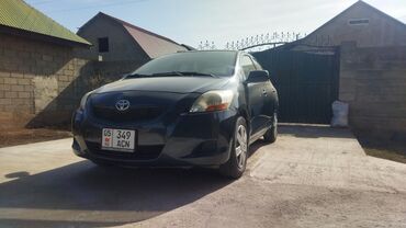 полик на камри: Toyota Yaris: 2009 г., 1.5 л, Автомат, Бензин, Седан