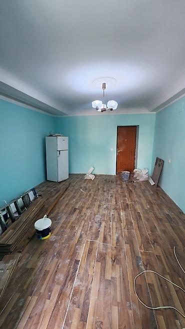 Uzunmüddətli kirayə mənzillər: 1 otaqlı mənzil – işıqlı zal, balkon və s/q ilə - Plan: 1 otaq — 2