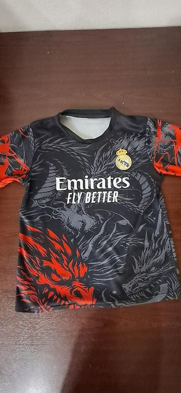форма футбольный: Детская футбольная футболка Real Madrid с принтом «дракон» — 1