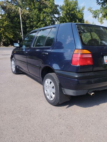 венто гольф3: Volkswagen Golf: 1993 г., 1.8 л, Механика, Бензин, Хетчбек