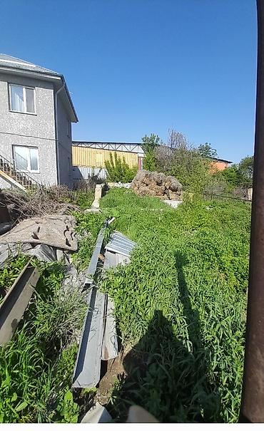 Продажа коттеджей и домов: 🔥 Дом с участком в центре Бишкека — отличное вложение! 🔥 📍 Локация — 11