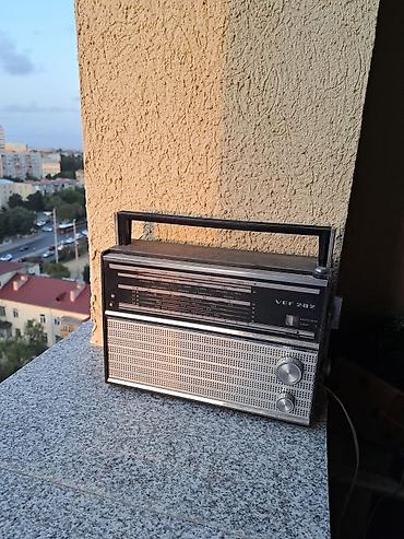 radi̇o: VEF 202 portativ tranzistor radio - Model: VEF 202 (Latviya istehsalı — 1