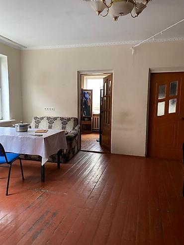 Продажа коттеджей и домов: 5 и более комнат, 230 м², 3 соток, Бишкек, Кок-Жар ж/м — 1