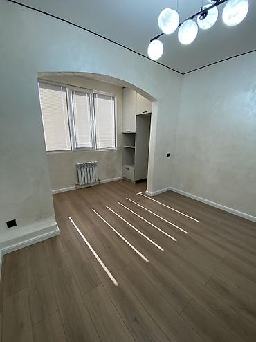 продаю квартира город балыкчы: 2 комнаты, 45 м², Ала-Арча ТРЦ 106 серия улучшенная, 3 этаж, Евроремонт — 5