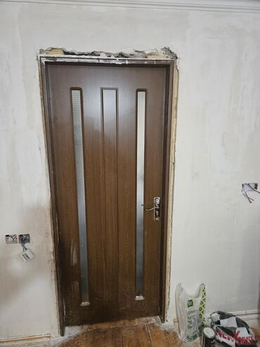 Alçipan: Mebel qapısı – daxili otaq qapısı - Material: MDF/laminat üzlüklü