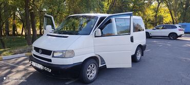 авто симулятор: Volkswagen Caravelle: 1996 г., 2.5 л, Механика, Бензин, Вэн/Минивэн