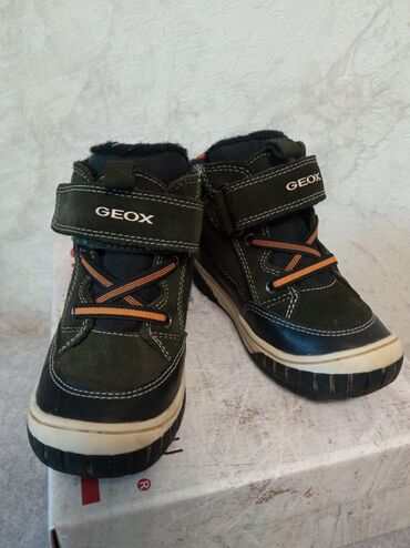 скидки на обувь бишкек: Ботинки демисезонные Geox, размер 25 в отличном состоянии. На узкую