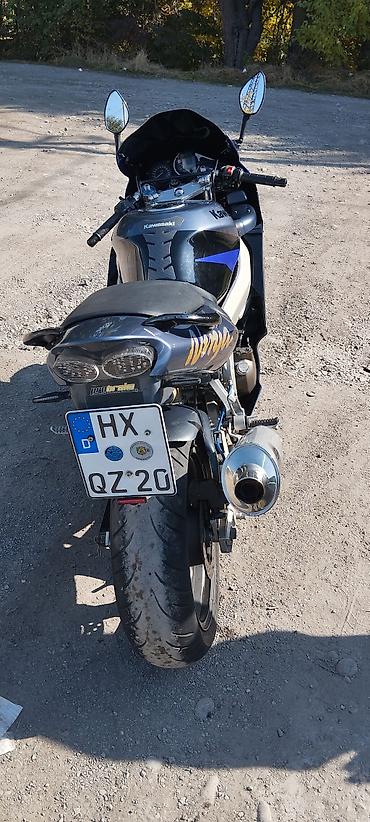 диск 4х100: Kawasaki Ninja, спортивный мотоцикл в фирменной черно-синей окраске — 5