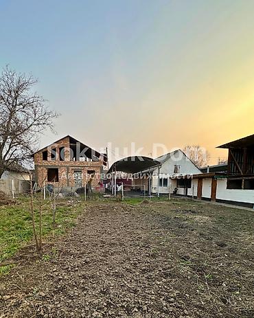 Продажа коттеджей и домов: 🏠Продаётся дом в с. Сокулук 🟡Комнаты: 4 🟡Участок: 10 соток — 2