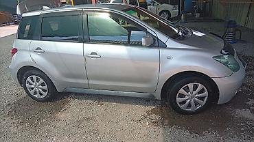 ist: Toyota Ist: 2004 г., 1.3 л, Автомат, Бензин, Хэтчбэк — 5