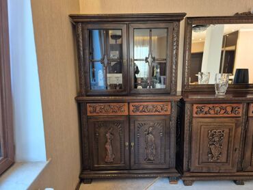 Bağ divan və kreslo dəstləri: İşlənmiş, Jurnal masası, 2 kreslo, Divan, Rumıniya — 3