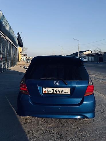 Honda: Honda Jazz: 2008 г., 1.5 л, Робот, Бензин, Хэтчбэк at lalafo.kg — 4 Honda: Honda Jazz: 2008 г., 1.5 л, Робот, Бензин, Хэтчбэк — 4