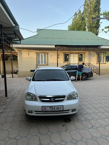 шевралет ласетти: Daewoo Lacetti: 2005 г., 1.6 л, Автомат, Газ, Седан