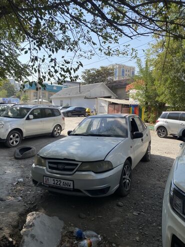багажник матиза: Daewoo Nexia: 2011 г., 1.5 л, Механика, Бензин, Седан