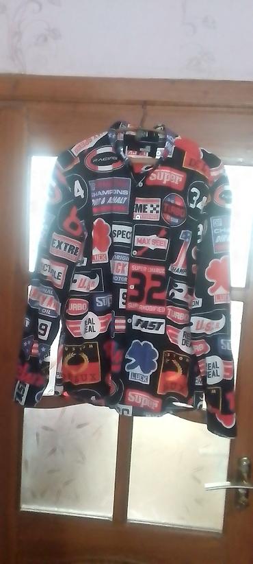Kişi geyimləri: Köynək, Moschino, XL — 1