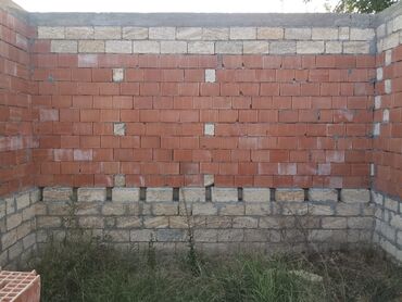 babek kiraye ev: Salam Elim yandi satilir 6 sot torpaqda ev qoyulan puldan cox cox asqi