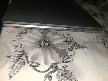 Digər noutbuklar və netbuklar: CHUWI noutbuk 5.6 ayn noutbukudur 16 512 demək olarki heç işlənmiyib — 3