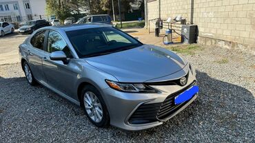 премио тайота: Toyota Camry: 2022 г., 2.5 л, Автомат, Бензин, Седан