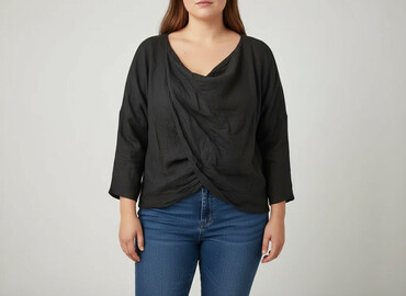 Blouses: Women's blouse, size 4XL
