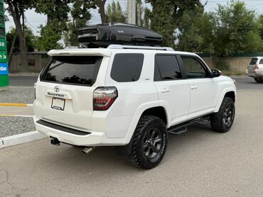 Toyota: Toyota 4Runner: 2018 г., 4 л, Автомат, Бензин, Внедорожник — 4
