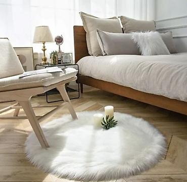 Tepisi i prostirke: Dekorativni mekani tepih od veštačkog krzna - Materijal: gust — 5