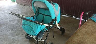 Детский мир: Продается детские коляски машина состояние жакшы цена договорная