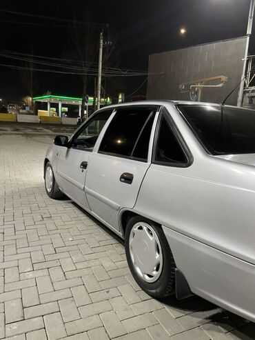 Daewoo: Daewoo Nexia: 2011 г., 1.6 л, Механика, Бензин, Седан — 8