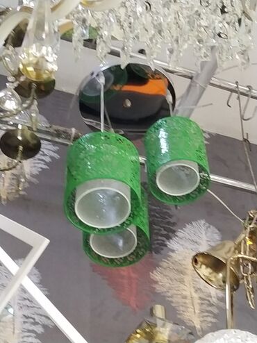 metbex ucun cilciraqlar: Çılçıraq, 3 lampa, Metal