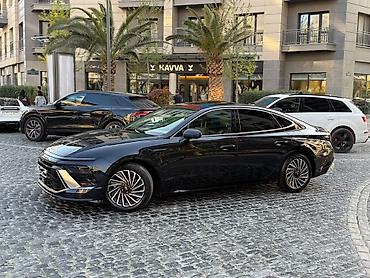 sonata disk: Hyundai Sonata – xamelion rəngi yeni nəsil fastback dizaynlı sedan — 4