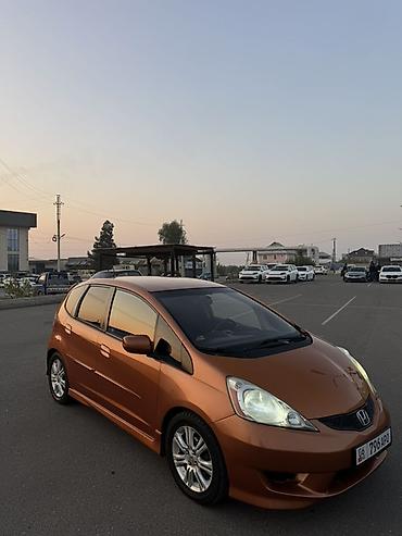 w210 55: Honda Fit: 2010 г., 1.5 л, Вариатор, Бензин, Хэтчбэк — 5
