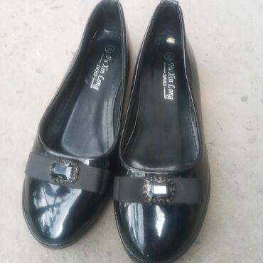 обувь из сша: Туфли 36, цвет - Черный