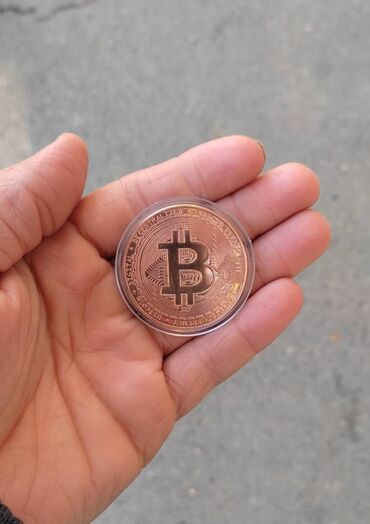 qızıl külçə satışı: Bitcoin Loqosu, nümunəvi xatirə sikkəsi, qeyri-valyuta sikkesi;