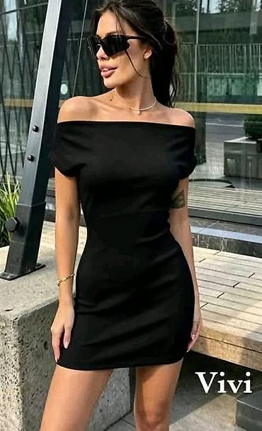 til crveni: Ženska mini haljina gola ramena za elegantam i zenstven izgled. - — 1