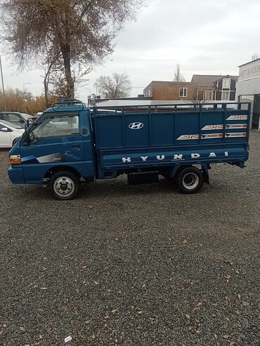 авто в такси: Легкий грузовик, Hyundai, Стандарт, 3 т, Б/у