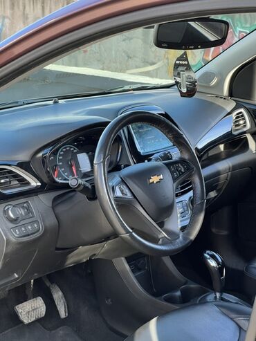 Chevrolet: Chevrolet Spark: 2019 г., 1 л, Автомат, Бензин, Хэтчбэк — 8