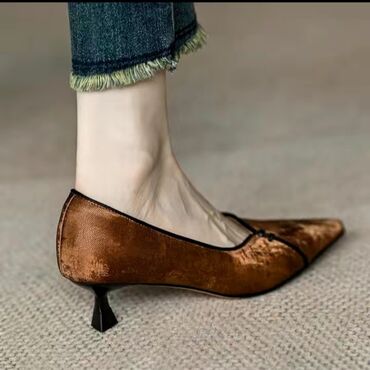 коричневые туфли: Туфли 36, түсү - Күрөң
