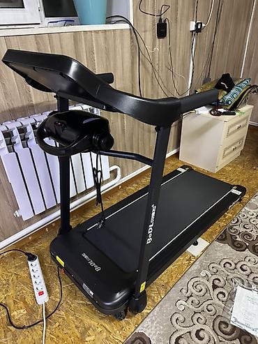 Беговые дорожки: Беговая дорожка BeDL 530 140 кг 3.5 л/с 14 км/ч Массажер есть Есть — 2