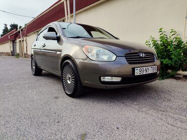 Hyundai: Hyundai Accent: 1.5 l | 2008 il Sedan — 13