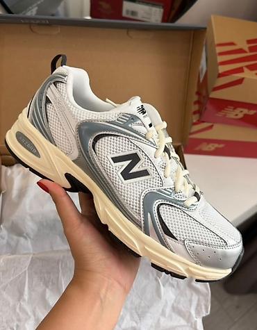 Мужские кроссовки, 42.5, New Balance, Новый, цвет - Белый, Самовывоз, Платная доставка at lalafo.kg Мужские кроссовки, 42.5, New Balance, Новый, цвет - Белый, Самовывоз, Платная доставка