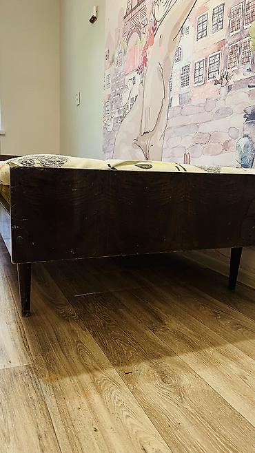 bunk bed: Односпальная кровать в классическом стиле. - Размер спального места — 5