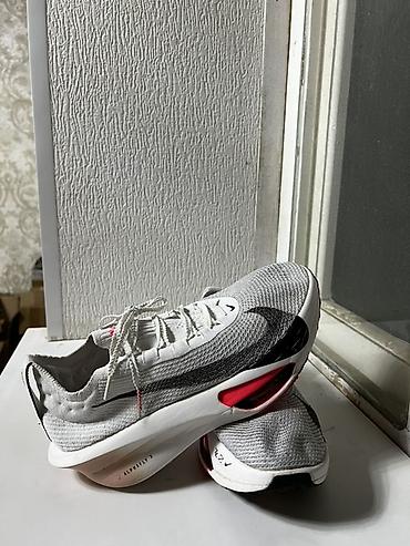 lining бу: Эркектердин кроссовкасы, 44, Nike, Колдонулган, түсү - Ак, Өзү алып кетүү, Акылуу жеткирүү — 3