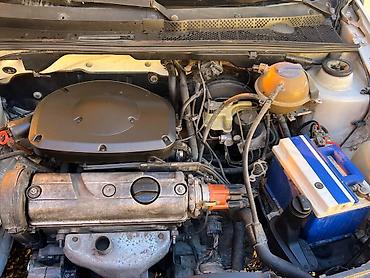 Унаа: Volkswagen Golf: 1996 г., Кол менен иштөөчү, Хетчбек — 10