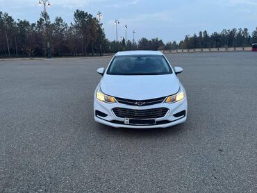Chevrolet: Chevrolet Cruze: 1.4 l | 2018 il 190500 km Sedan — 1