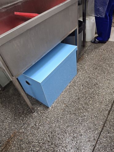 Другое оборудование для кафе, ресторанов: Жироуловитель под мойку с доставкой!Жироуловитель выполняет функцию — 11