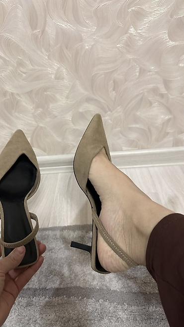 foot patch: Туфли-слінги H&M, размер 40. - Модель: закрытый острый нос — 5