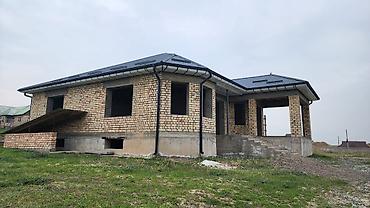 Продажа коттеджей и домов: Кочкор-Ата шаарында 5 бөлмөлүү үй сатылат. Жери 10 сотых,жер төлөсү 2 — 1