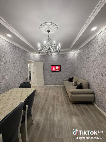 Həyət evləri və villaların satışı: Satılır: həyət evi - İki mərtəbəli (yerüstü yaşayış və yerdə — 8