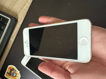айфон за 0 сом: IPhone 5, Б/у, 16 ГБ, Золотой, Кабель