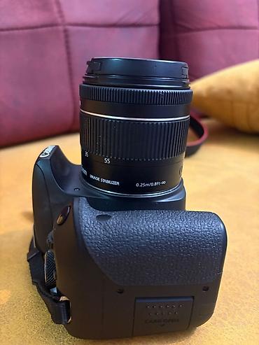 canon 60: Canon EOS 800D DSLR fotoaparat + EF-S 18-55mm IS STM obyektiv - 24.2 — 2